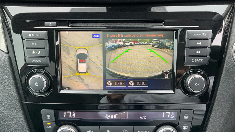 Nissan Qashqai 1.3 DiG-T Tekna 5dr Petrol Hatchback